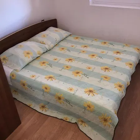 Radoslovic Apartment