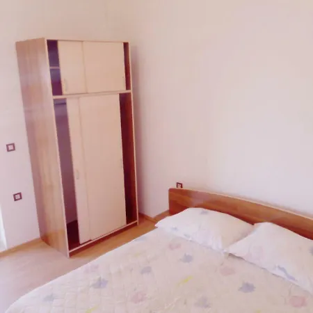 Radoslovic Apartment *